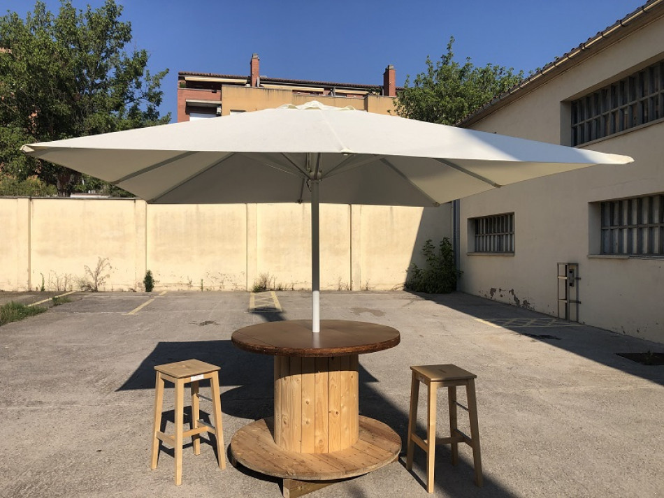 Taula alta aperitiu bobina de fusta - 8 pax